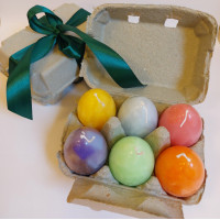 Set of Easter eggs, gift box